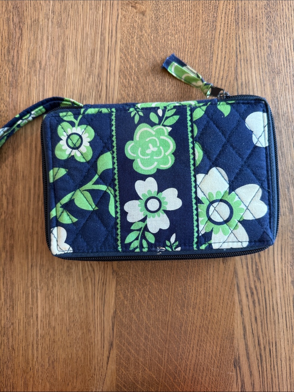 Vera Bradley Navy Floral Quilted 7 Day Pill Case with Green Accents